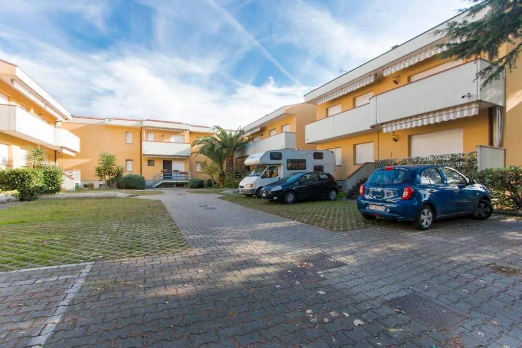 アパート マッサCasa Con Giardino Vicino Al Mareアパートメント イタリア